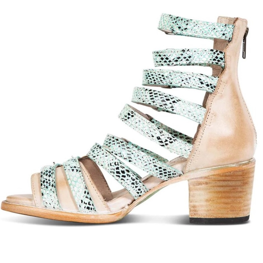 FREEBIRD "Cassandra" Color: Turquiose